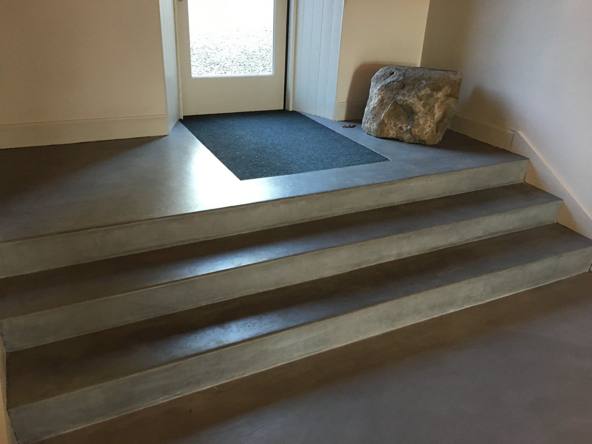 CreationFloors's tweet photo. Love our domestic jobs... industrial chic for the home #designflor #interiordesign #design #modern #home #flooring https://t.co/tzveb4tzFw