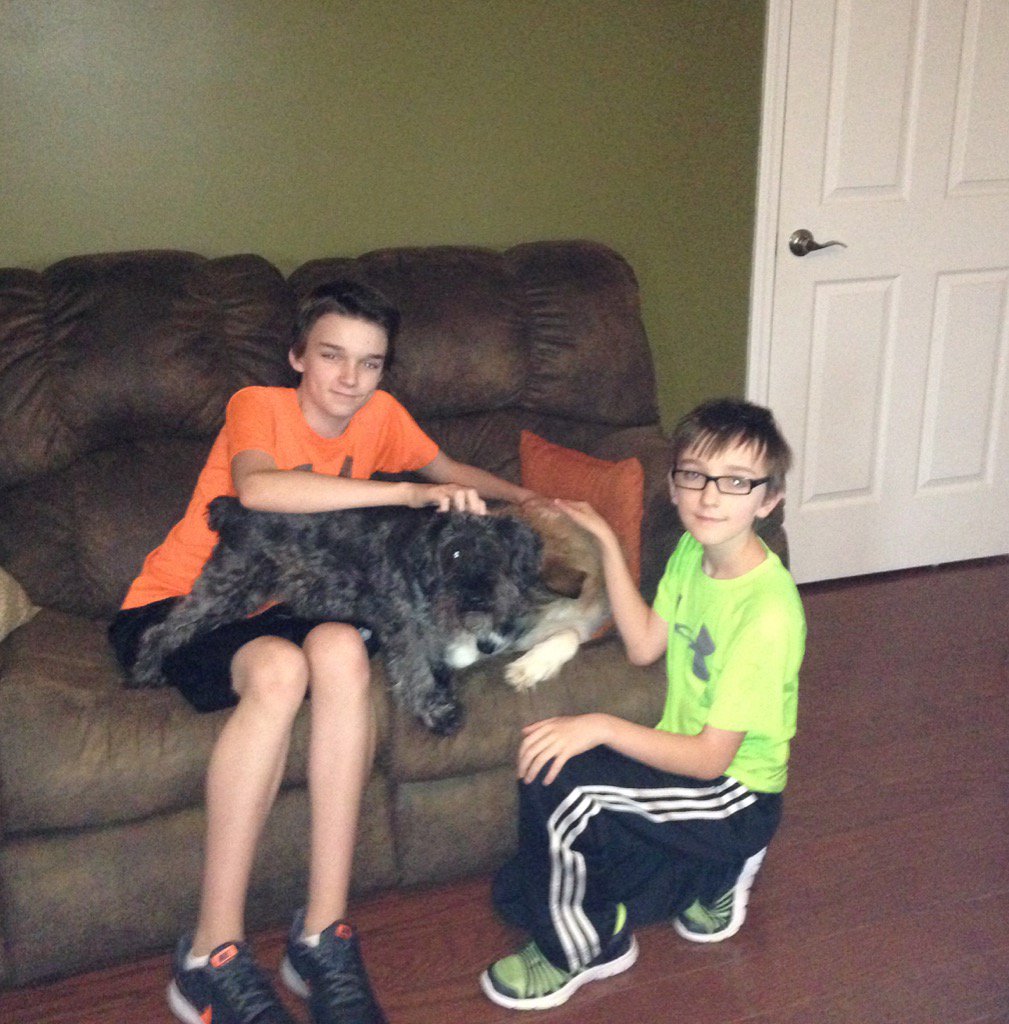 ahprillhart's tweet photo. Feeling super thankful today! #lovemyboys https://t.co/u7bFrH0WUn