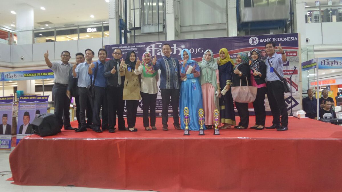imantandreo's tweet photo. #latepost @BRISyariah_LPG dari Festival Lampung Syariah 2016 #infobris https://t.co/1avSQGdYQ1