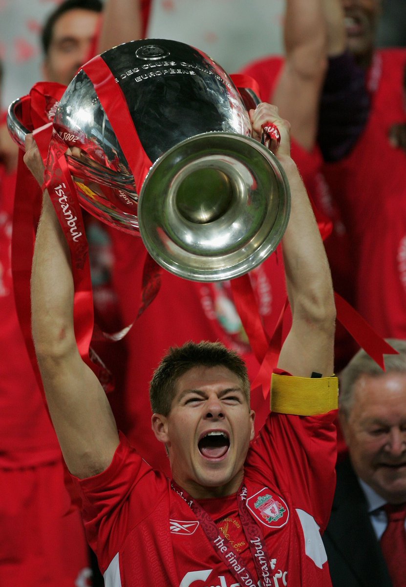 AntiqueFootball's tweet photo. After 19 years, 212 goals, 138 assists,  9 🏆 and over 850 appearances, Steven Gerrard finally hangs up his boots. https://t.co/wGtpPY2r3O