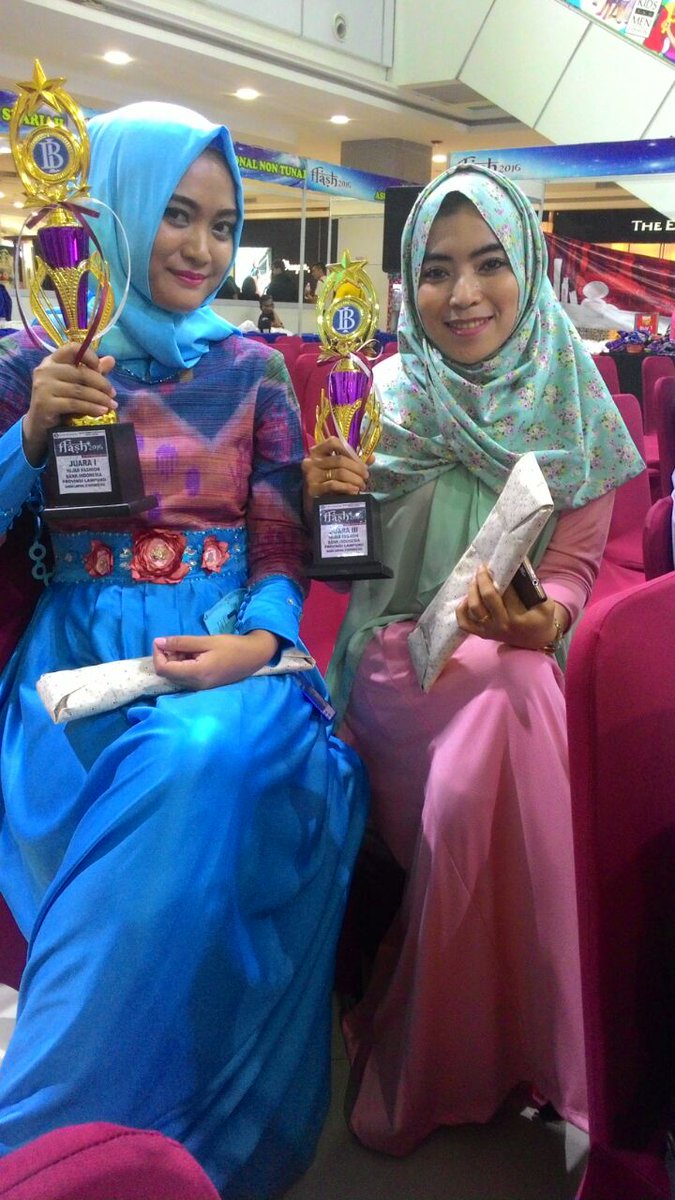 imantandreo's tweet photo. #latepost @BRISyariah_LPG dari Festival Lampung Syariah 2016 #infobris https://t.co/5wySYKZcCE