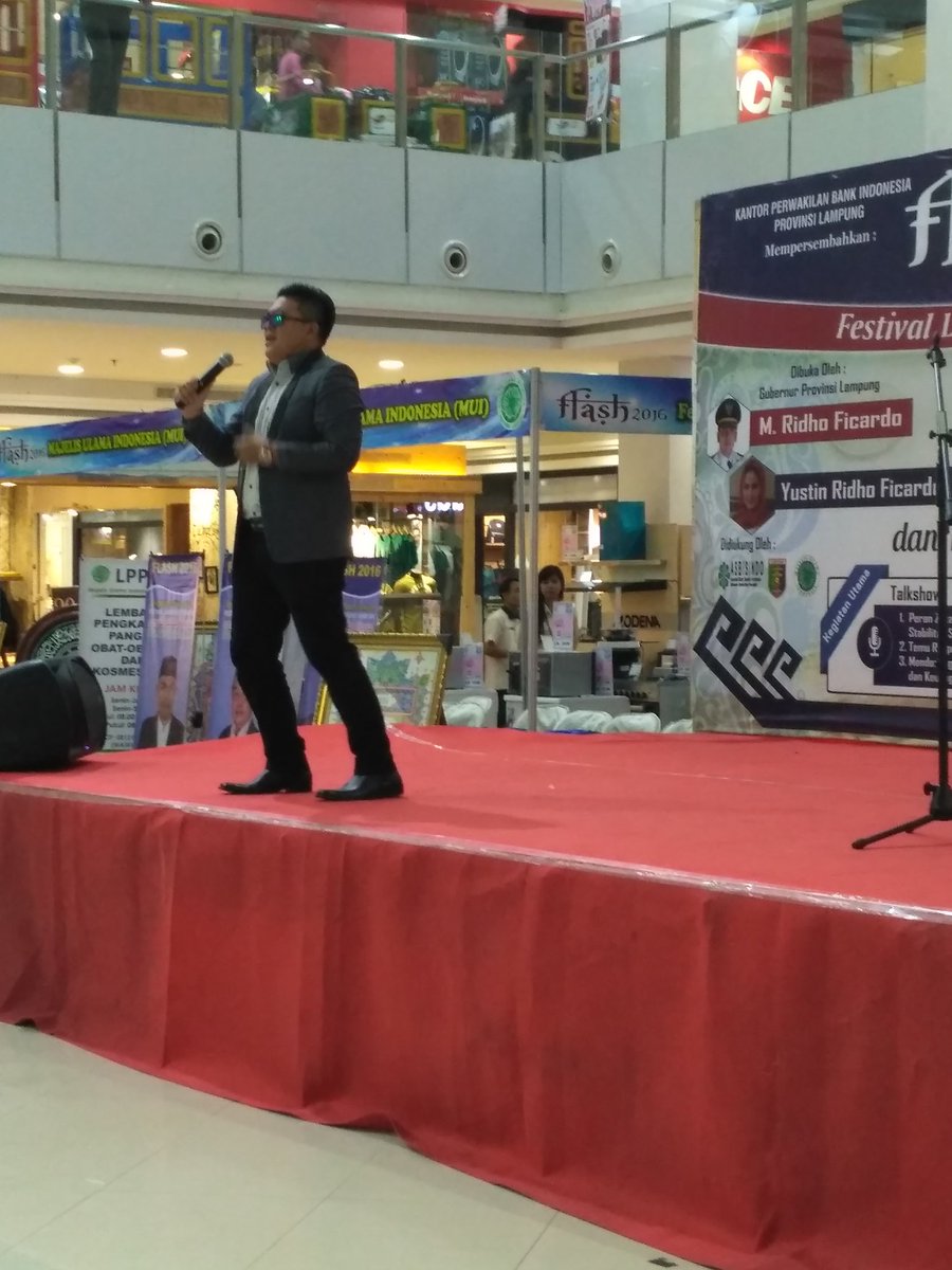 imantandreo's tweet photo. #latepost @BRISyariah_LPG dari Festival Lampung Syariah 2016 #infobris https://t.co/kBuezkktDi