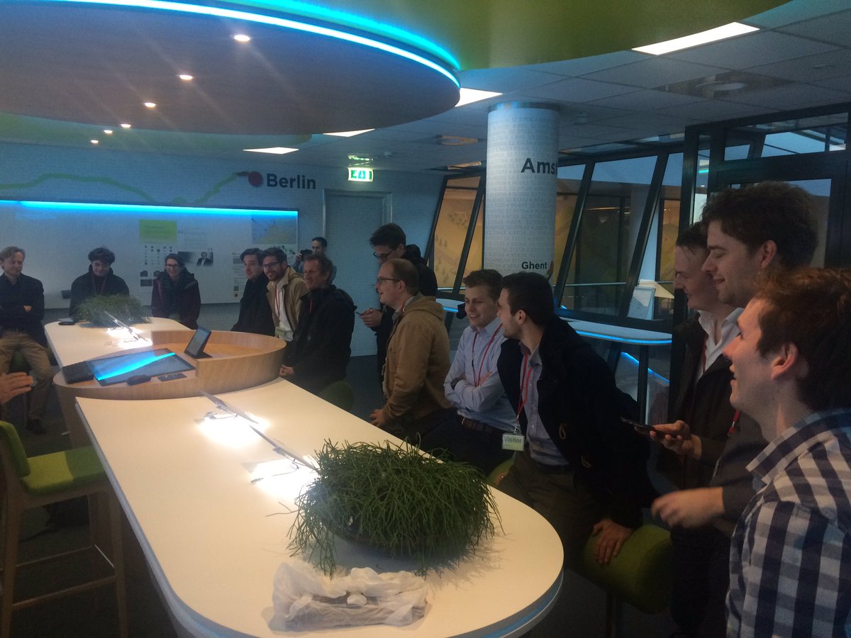 nickjuffermans's tweet photo. Derde stop is @TomTomBenelux in hun nieuwe centrale. Mooie samenwerking met Amsterdam! #6uurvanynot #ConnektNL https://t.co/DDL2sNfYbv