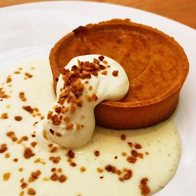 greysalt_'s tweet photo. And the finished beauty! Coal roasted sweet potato pie. See u at 4 for yummy specials & our reg menu #getgrey #greysalt #happythankgiving https://t.co/aMgmQ5TvtO