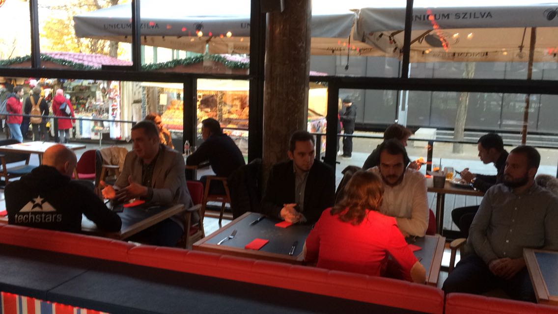GITRGlobal's tweet photo. The mentor sessions have started #GetintheRingBudapest ! https://t.co/mkHeqbq0L1