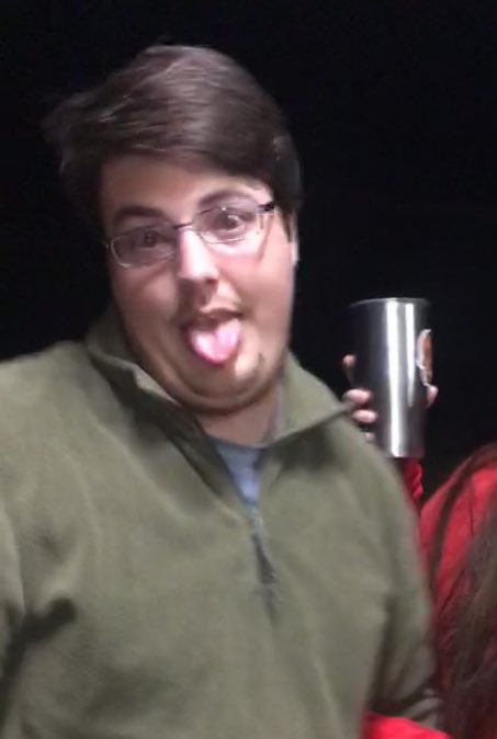 ashleyjbush97's tweet photo. @jmbriggs1 @eliza_raelea @jlong_72 bearkitty stays #turnt #coolyo https://t.co/X5VFINXevv