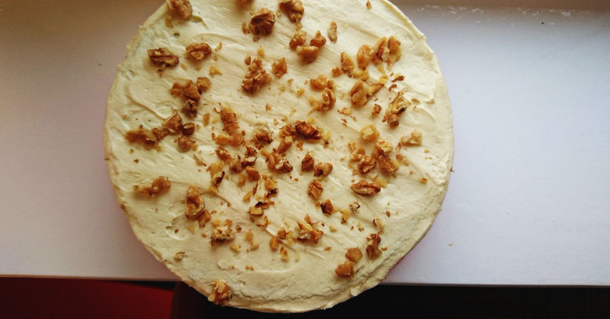 SnaptripUK's tweet image. A fiesta of cake! This is our CTO Dan&apos;s carrot cake for office bake off... Top marks, Dan! 😍  #dairyfree #baking #gettingcompetitive