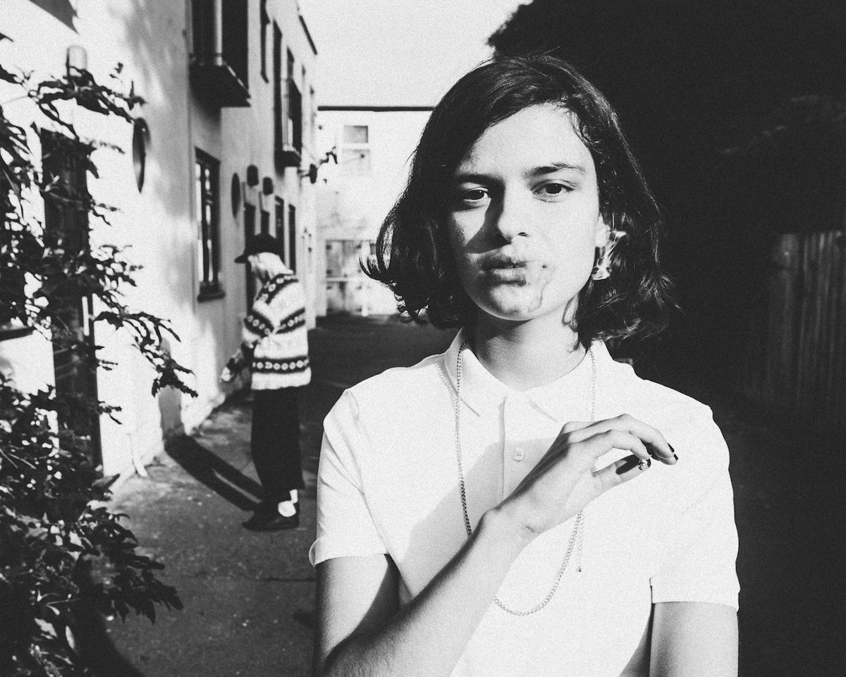 ClashMagazine's tweet photo. .@thelinedots adorably downcast 'Indigo' fuses noir pop to faint tropical traces... https://t.co/vDgqVu5YMZ https://t.co/2i6ApeKp0Z