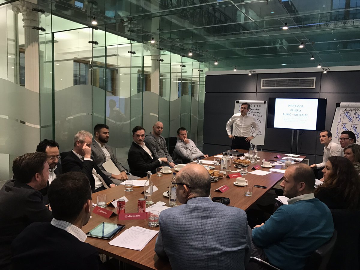 PM session in full flow <a href="/mmrrobb/">Mark Robb</a> on "Leadership Excellence" 
"Best session this year" wrote one of the am members #addvalue #elite #winners