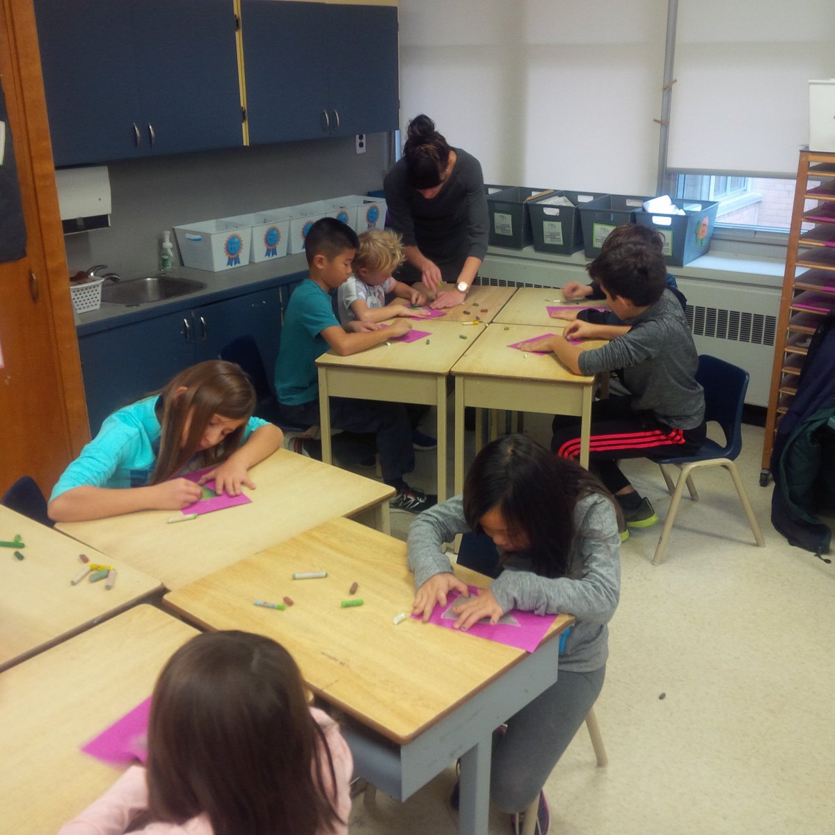 KenolliePS's tweet photo. #ArtDay2016 - great work on "Pink Trees" in @msmorris_peel 's room! https://t.co/082PupPt4i
