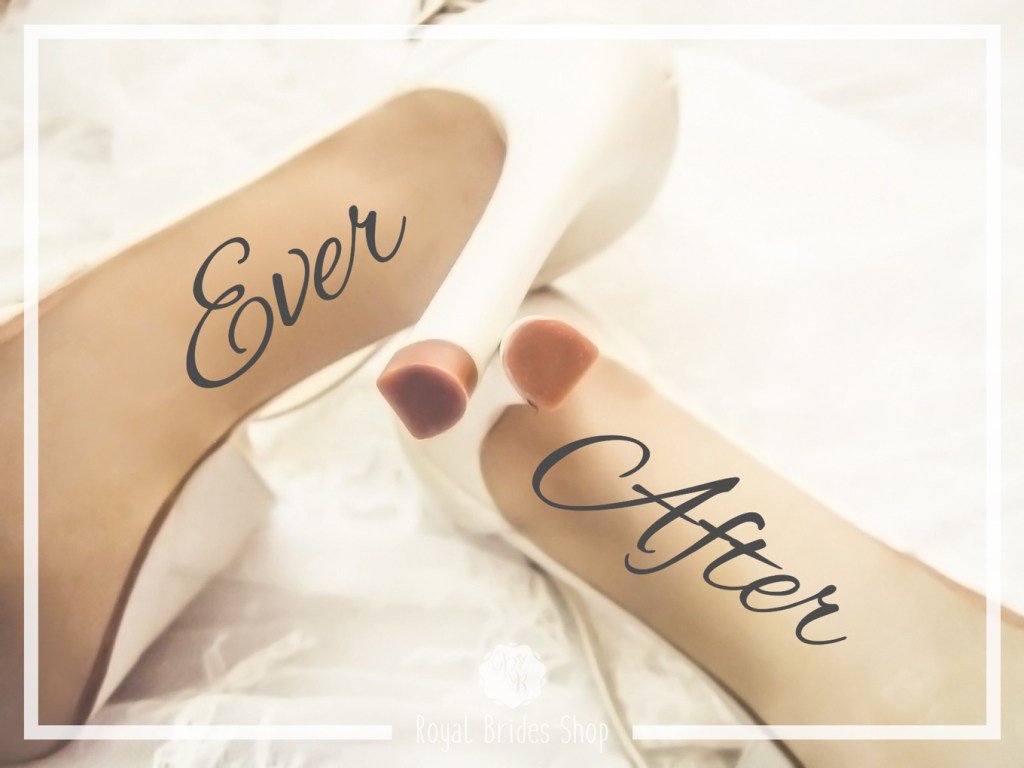 WallineedCom's tweet photo. Ever After – Wedding Shoes Decals https://t.co/i7JAQ2k1ur https://t.co/QeKDpo2doP