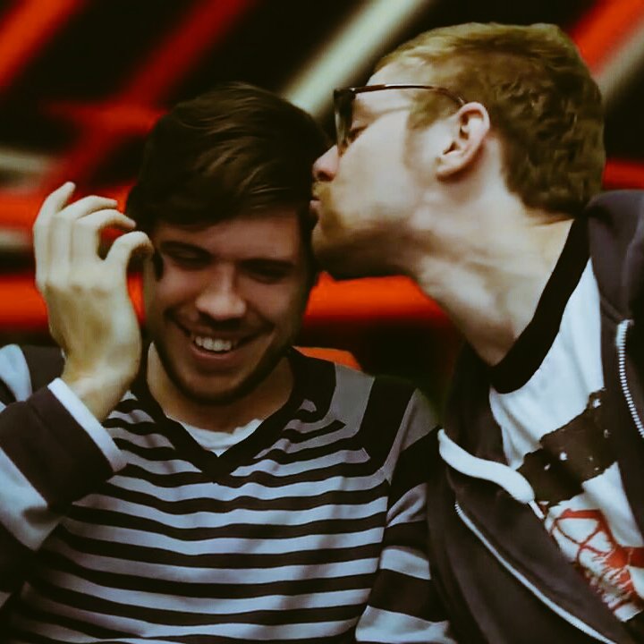BeeHeynah's tweet photo. @WhatCultureWWE @AdamTheBlampied @adampacitti #AskAdams Give me an idea for an AdamSquared fanfic please 💞 https://t.co/bkv3SQKvP0