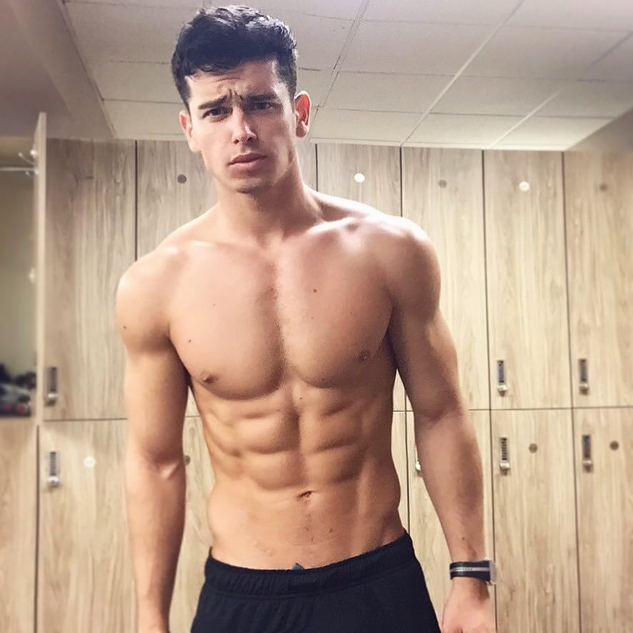 adonizm on Twitter: "Hot Instagram: Valeriu Gutu - https://t.co ...