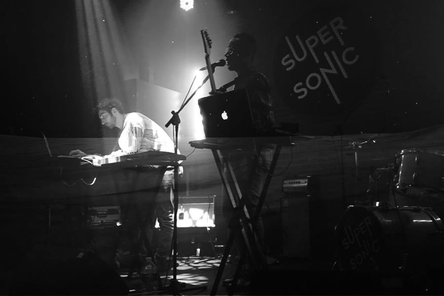 WACHRecords's tweet photo. Merci au @SUPERSONICparis et SophrenMusic avec @GhostwritersBnd ainsi qu'au public ! Retrouvez les groupes @WACHRecords le 22/12 ! https://t.co/ZsoMb35lx0