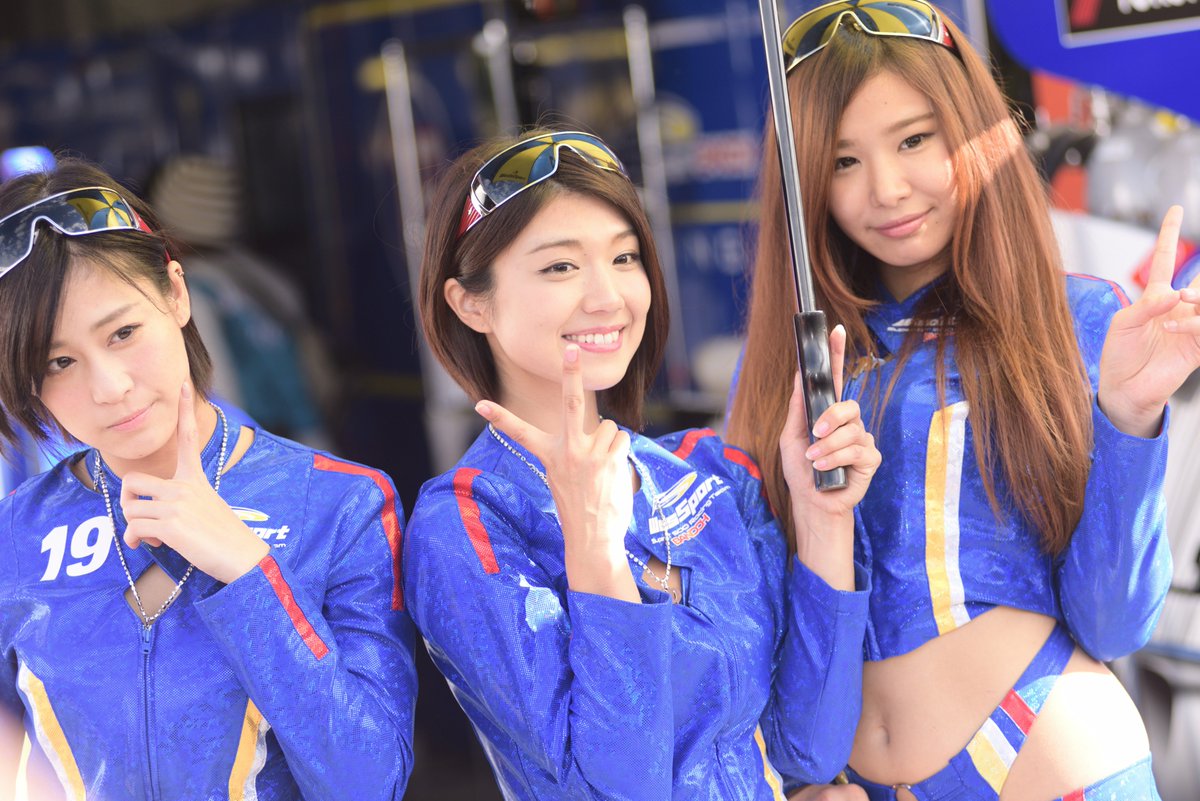 Qb Tcy Supergt Rd 3 ツインリンクもてぎ Gt500 19号車 Wedssport Bandoh Wedssport Racing Gals 小山桃さん 狙われております笑 小山桃 Bandoh Wedssport Rq Supergt T Co E1tgyhgihj