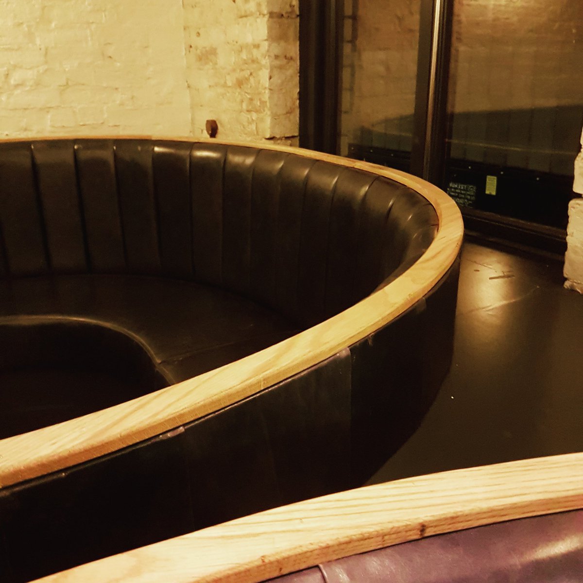 LaDiDaLiving's tweet photo. Freshly Installed seating .The Con Club on greenwood street in Altrincham.
Call Colin on 07568355547
Email Colin@la-di-da.com https://t.co/IK5KLdJFhy