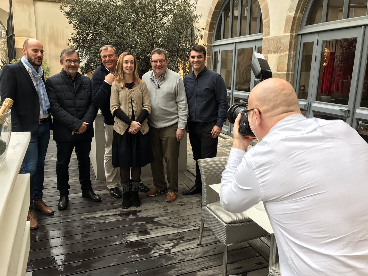 Dans la boite! Tournage Plan de Table <a href="/LeCarreRennes/">Le Carré</a> avec thématique politique <a href="/TVR35/">TVR La chaîne</a> demain 18h @cottereau_v <a href="/jocelyndenis/">Jocelyn DENIS</a> <a href="/michelduthoit/">michelduthoit</a>