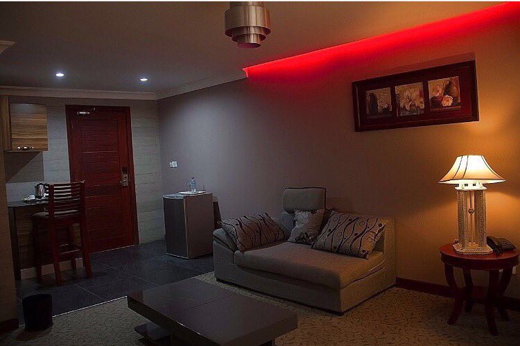 Regencypark_tz's tweet photo. Relax...Refresh Revive in our exquisite suits ☺️👌🏽👌🏽 #RegencyParkHotel 
#regencyparksuits https://t.co/rmYiEuKL4V