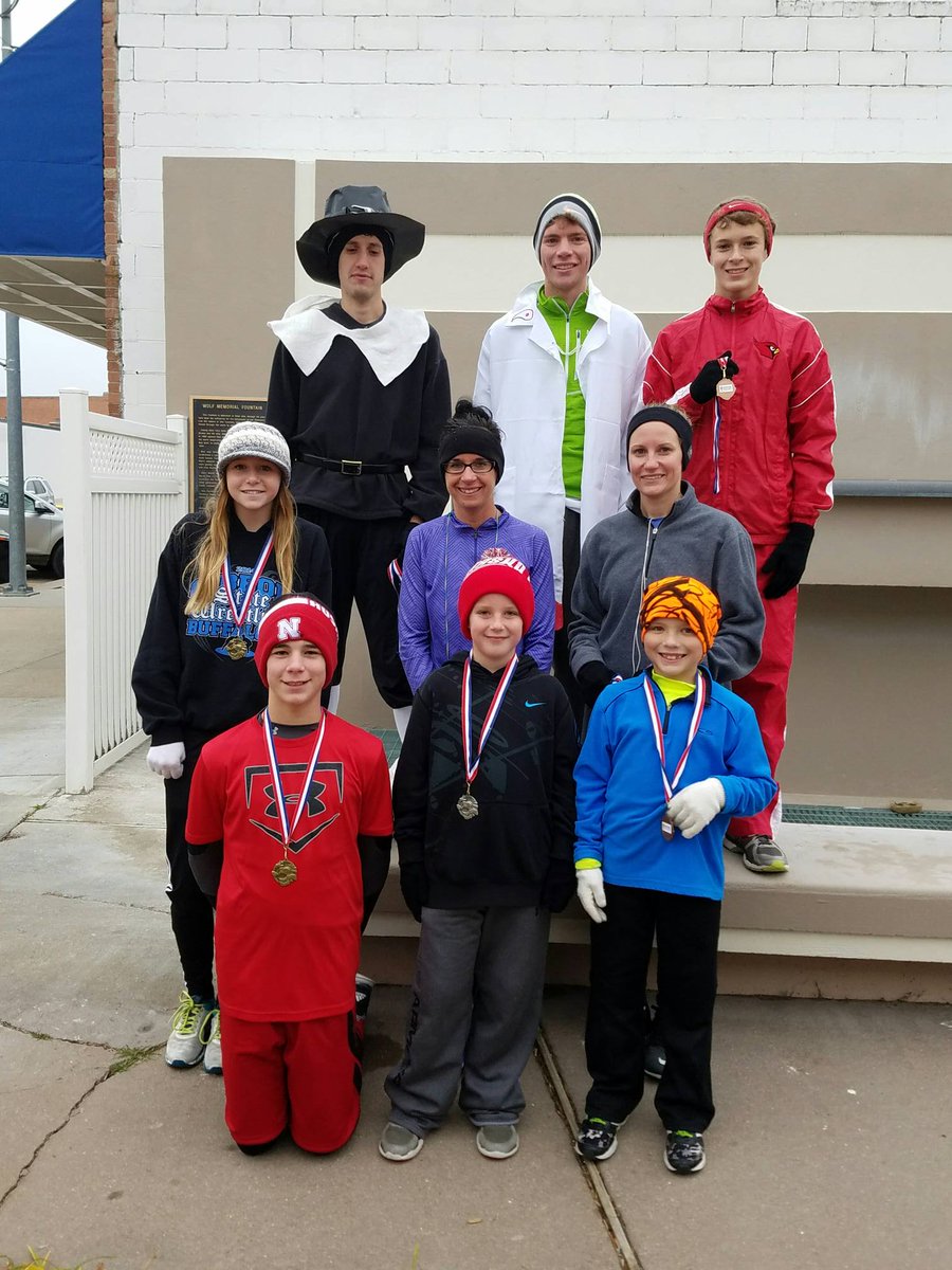 MrsSBird's tweet photo. See the #bccards winners in the Albion Chamber of Commerce Turkey Trot! https://t.co/oW3DV7MUWL