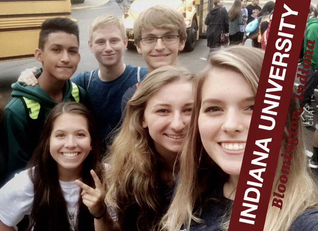 morgangonsoski's tweet photo. thankful that I found these weirdos to go through life with💕🦃🍁🍽 https://t.co/NeBWRRZbim