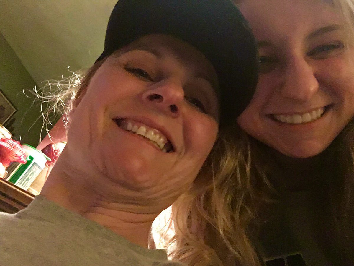 morgangonsoski's tweet photo. thankful that I found these weirdos to go through life with💕🦃🍁🍽 https://t.co/NeBWRRZbim