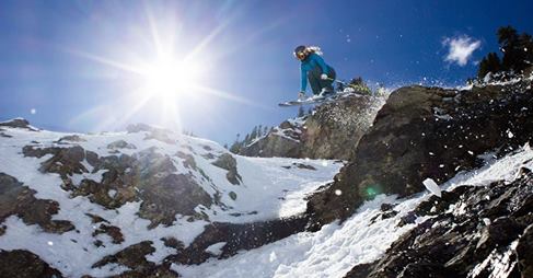 SegoSkiCo's tweet photo. Props to #girlsdoshred for putting together this gear guide for hard-charging women on the slopes: https://t.co/6eamj4VIw5 https://t.co/Kp8unyePzJ