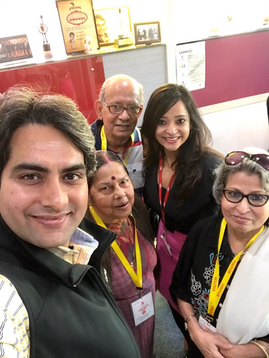 mroyc01's tweet photo. 9-90- you can charm one and all! Thank u @sudhirchaudhary for sharing this with my in laws and mom @bbiplob https://t.co/MEOp4YKful