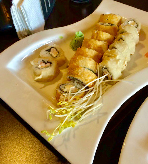 Sushiban's tweet photo. No hay nada como compartir con un ser querido o amigo un buen plato de comida! https://t.co/4nsGWPEcSu