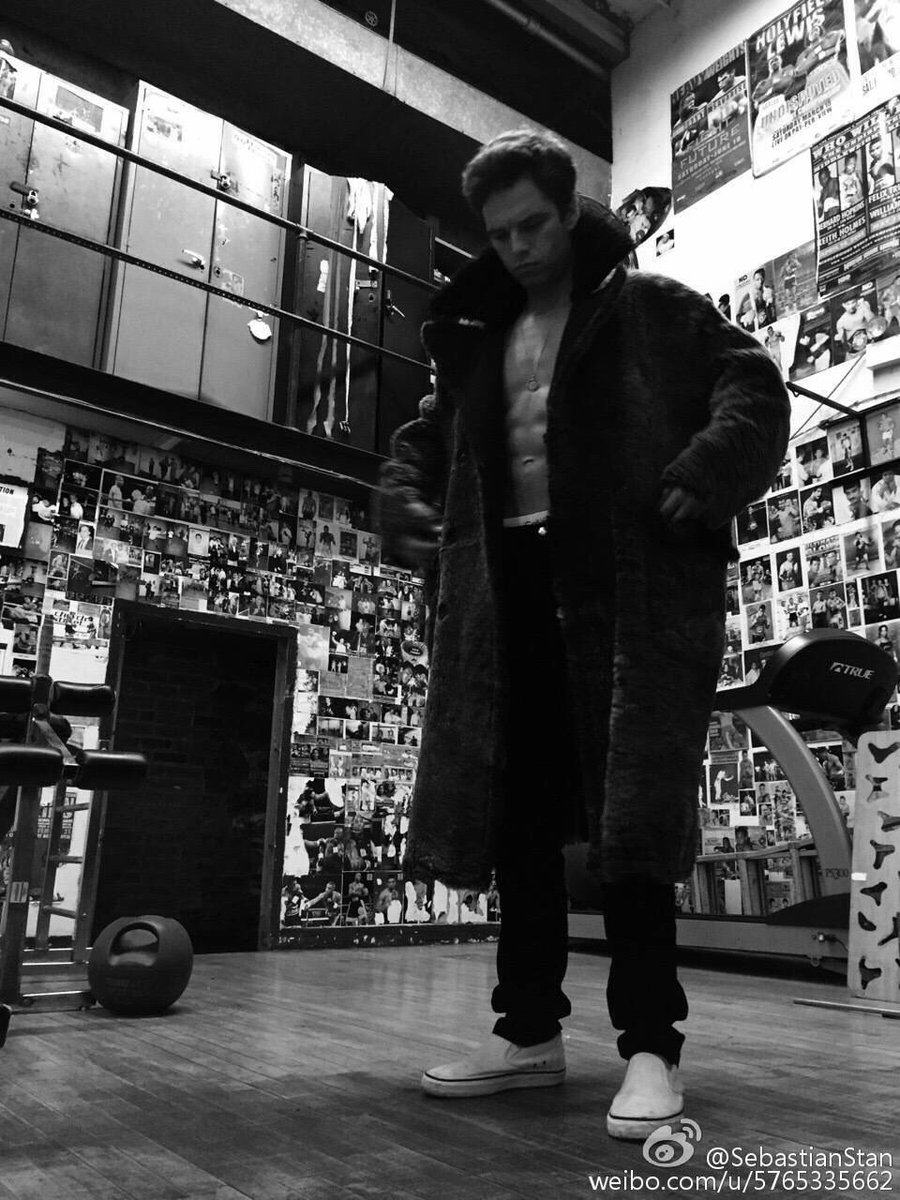 SebStan_Fr tweet picture