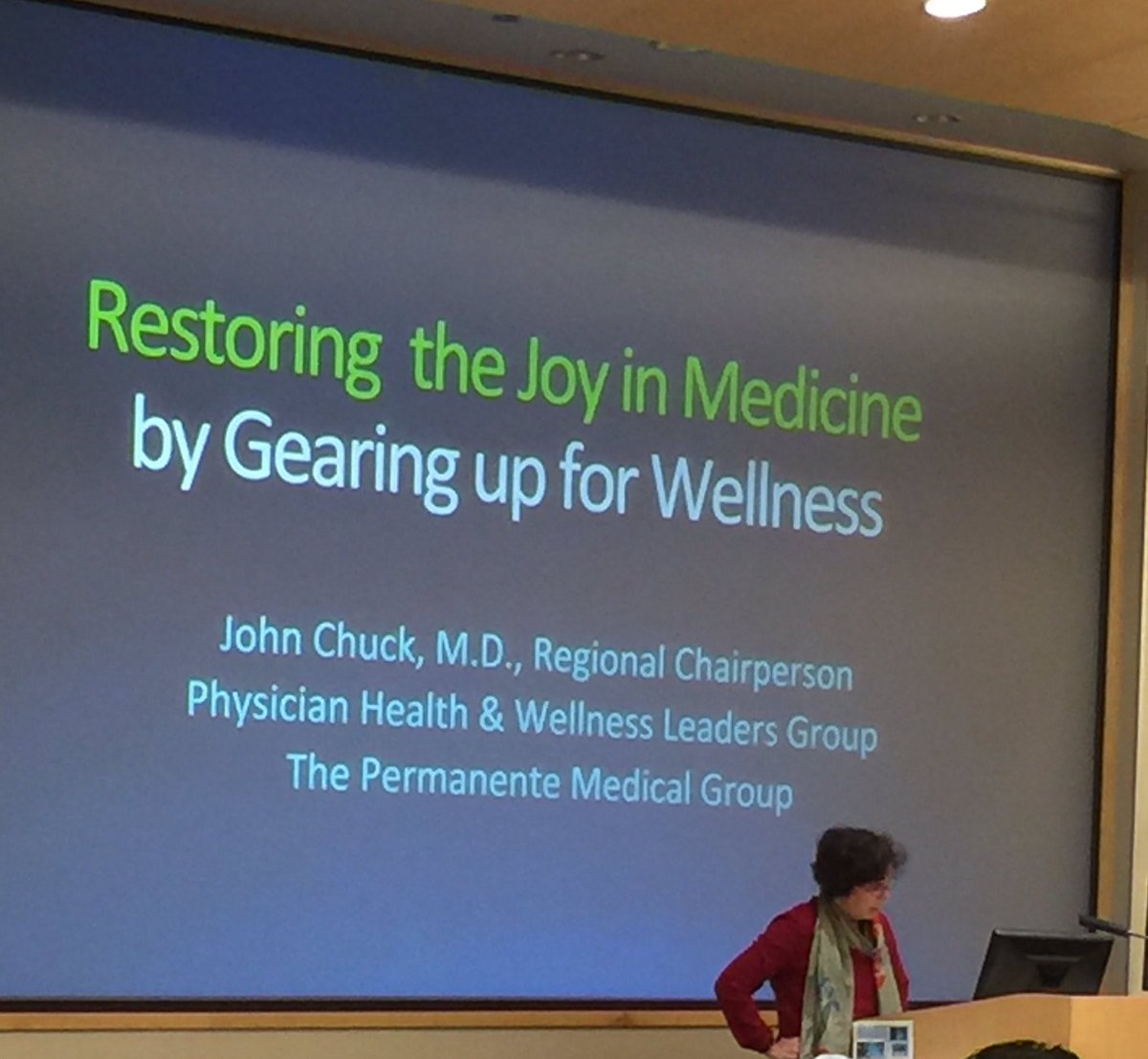 shadishakeriMD's tweet photo. My friend&amp;PD Dr.SteinWexler invited guestspeaker @KPShare 4#radiology grandrounds @UCDavisHealth on avoiding MD burnout. Gratitude is key. https://t.co/ngYgMzObGQ