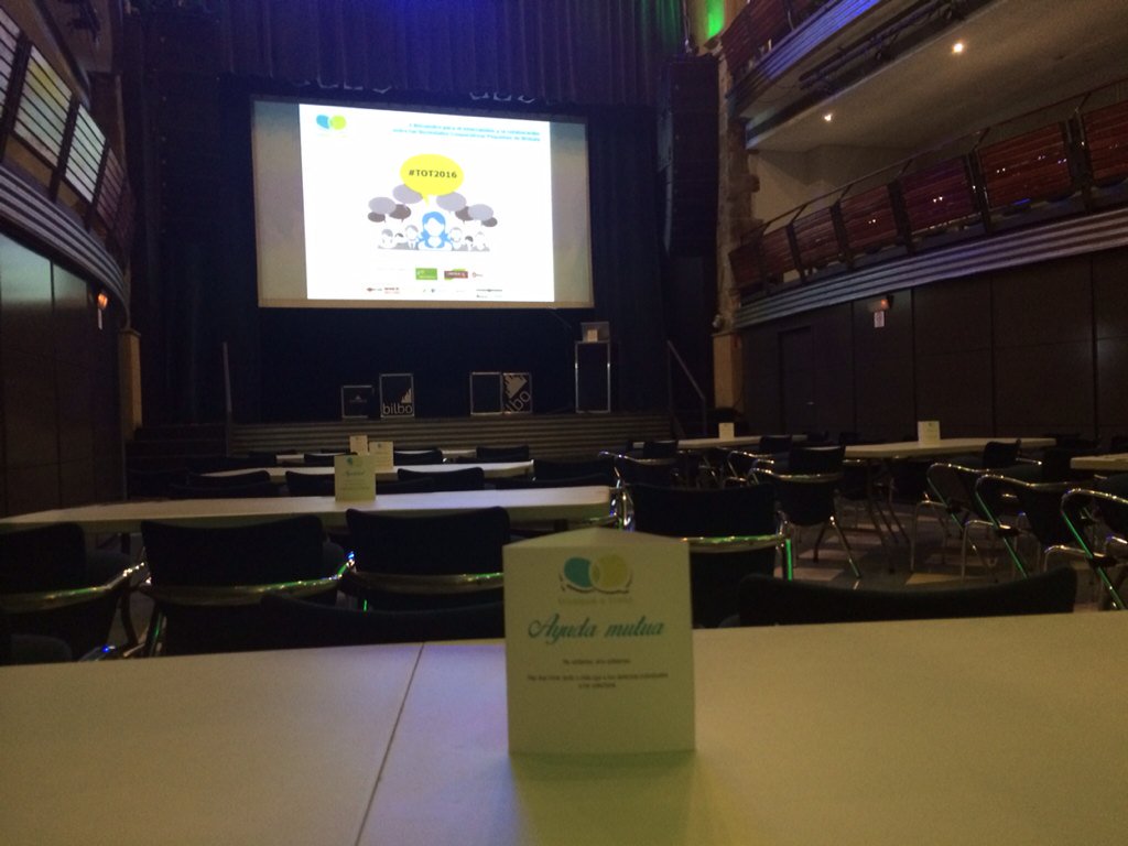 mapa_tda's tweet photo. #TOT2016 ya estamos preparados en breve comienza la Jornada para Cooperativas Pequeñas de Bizkaia https://t.co/7HqPwn7NG1