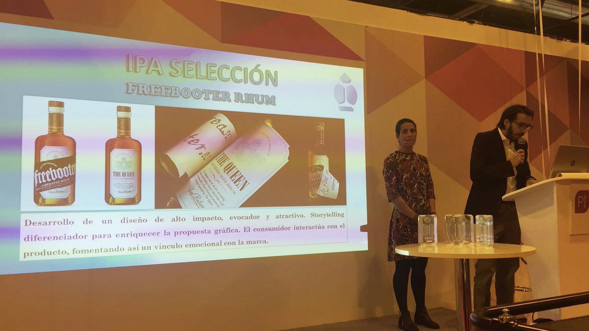 TSMGO_es's tweet photo. Recibimos con #Freebooter el IPA Award a la #innovación de #etiquetas en el @PI_Madrid! Es todo un honor #PI2016 #packaging @graficas_varias https://t.co/FLusHneExo