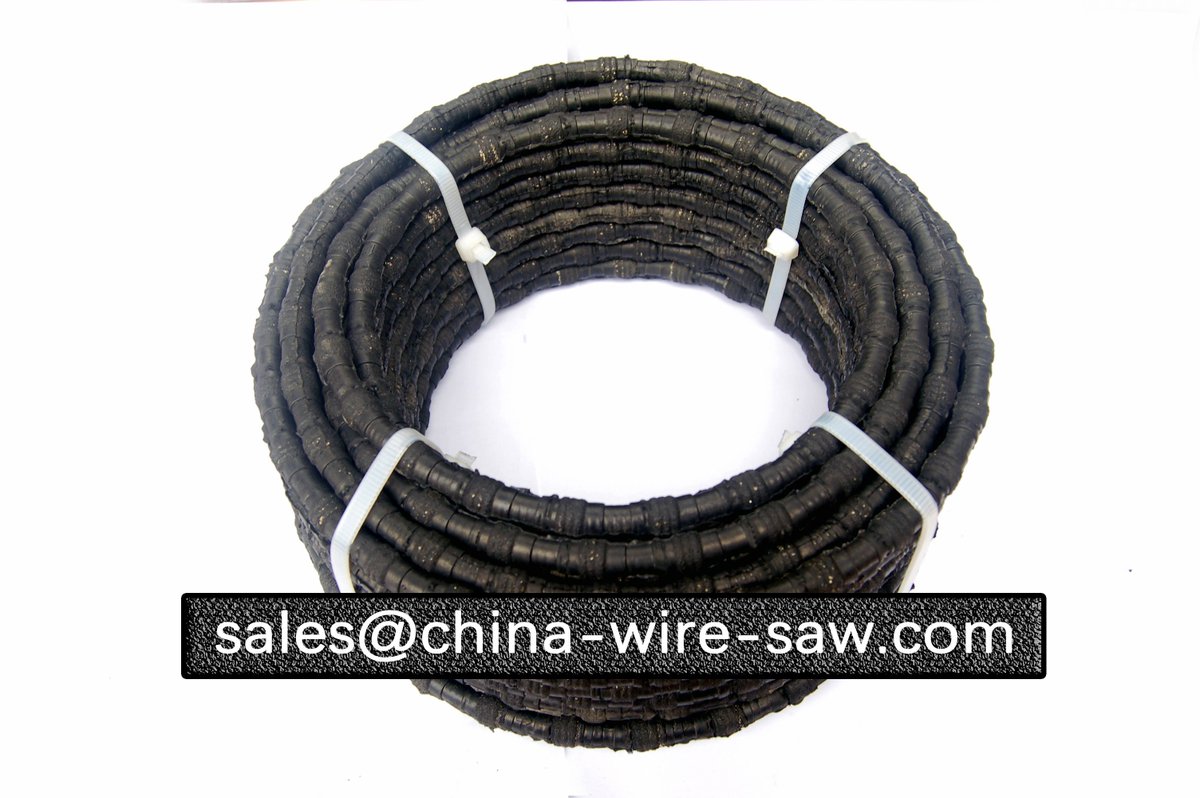 SharingTools's tweet image. our electroplated and sintered  diamond wire. Double Insurances with extra crimped tech. safety is always top concern on our product update.