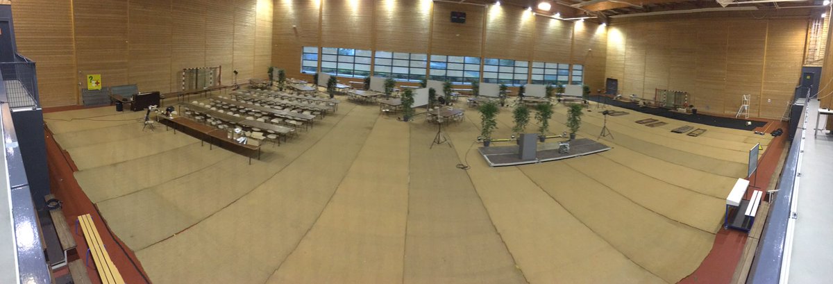 SHDBrest's tweet photo. 100 inscrits vont imaginer la ville de demain. Ambiance créative, conviviale, coopérative, faire ensemble pour l'intérêt général ! #shdbrest https://t.co/iRaRzUrWfp