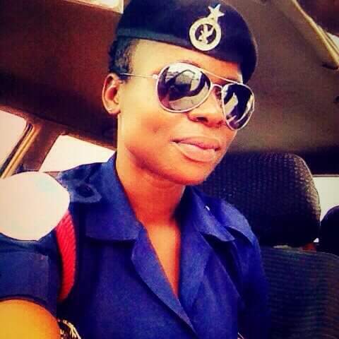 Akuashisha's tweet photo. #IStandForPeace!!!! Love Yourself And Love Ghana #PeacefulGhElection!!! #WeNuhNeedNoWar https://t.co/cRz0RxMXot