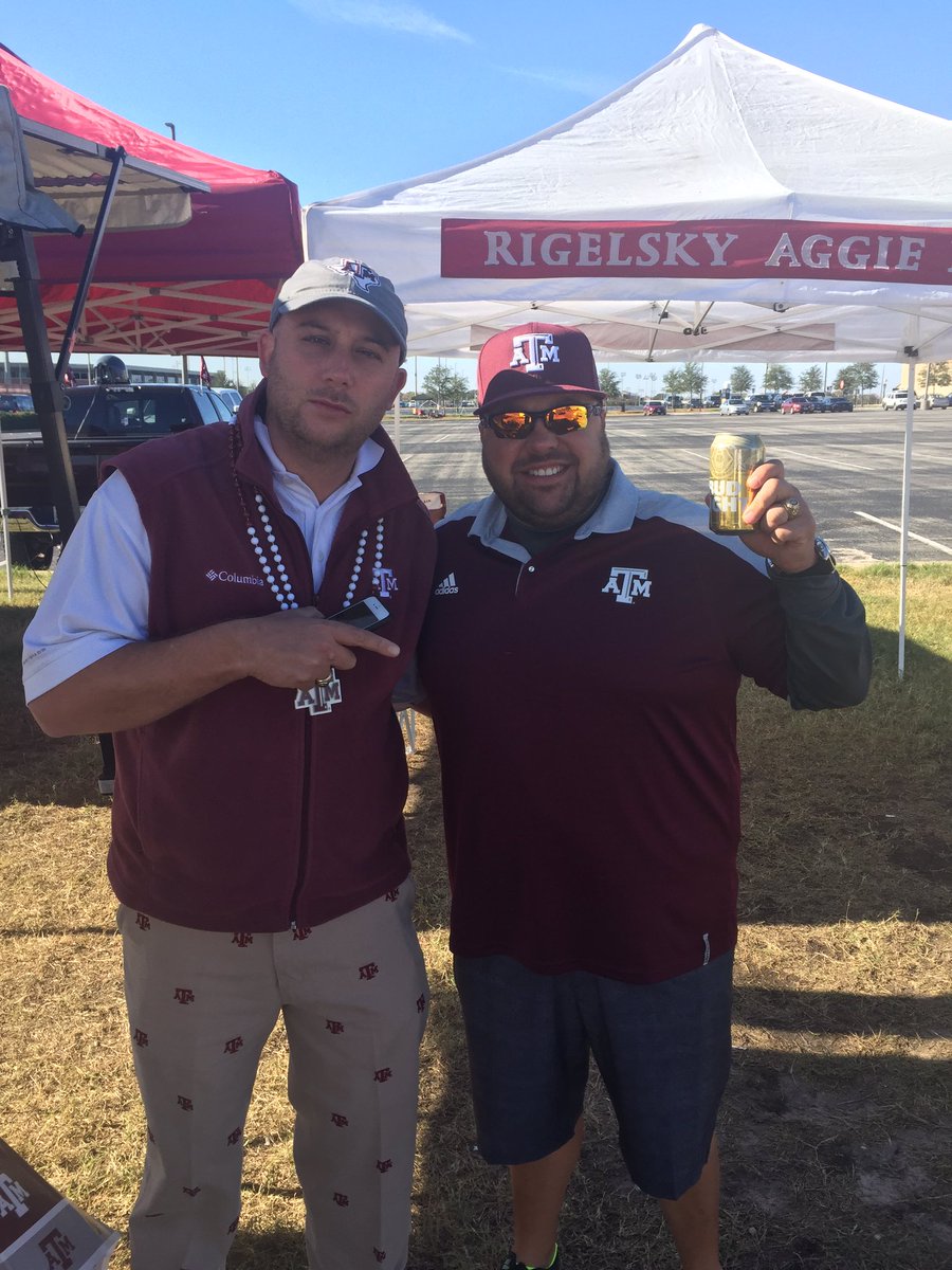 JSKY_AG's tweet photo. In Aggieland to #BTHOlsu..look what I found..Super Bowl Bound..#GoCowboys #tailgatingislife #SBTix4Life #Sweeps https://t.co/Sp7TPcIFhY
