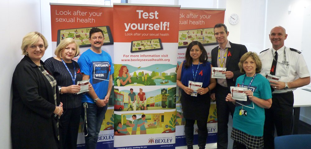 LBofBexley's tweet image. .@LBofBexley  joined @OxleasNHS @bexleyfire @NHSBexleyCCG to support HIV Testing Week.More at bexley.gov.uk/article/20622/… #imtesting @THTorguk