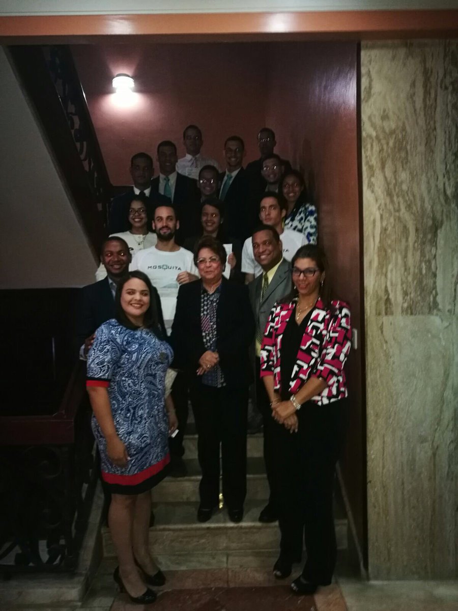 CIDEUNIBE's tweet image. Felicitamos a David Pezzotti y Francisco Garrido ganadores del 1er lugar de la Competencia Planes de Negocios del @MESCYTDO #OrgulloUnibe