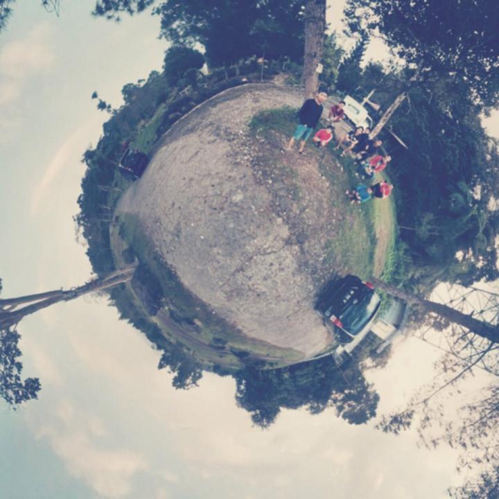 Come hangout with me on #BIGOLIVE. web.live.bigo.sg/2160310670_148…