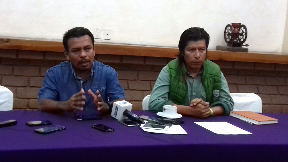 OaxacaesNoticia tweet picture