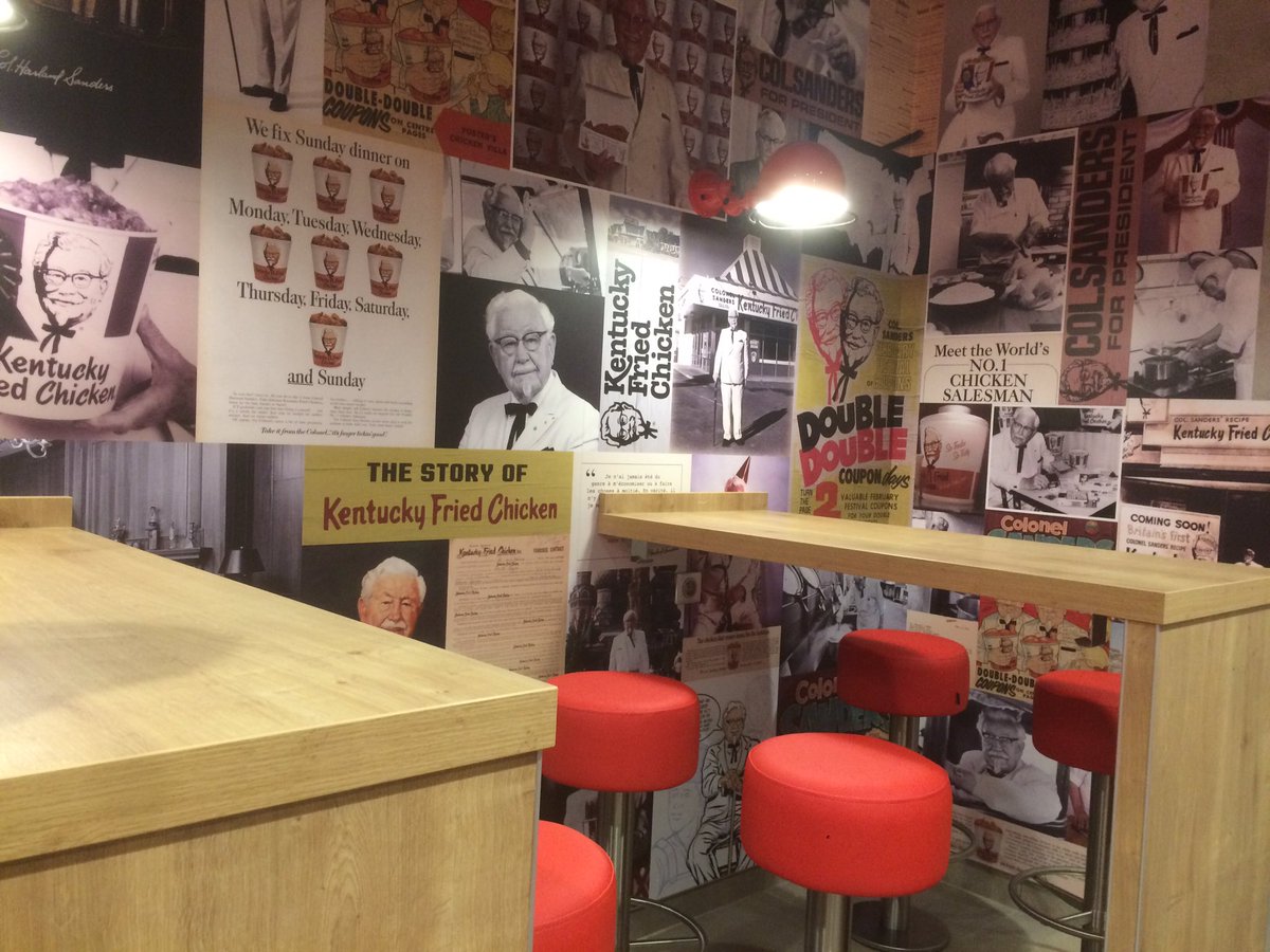 Inauguration <a href="/KFCFrance/">KFC France</a> à Dreux, le tout dernier concept !