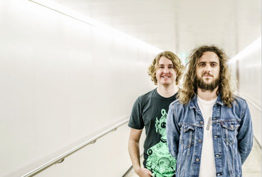 ALMOST sold out: Only 16 tix left for 'insane' Aussie indie rockers <a href="/DZDEATHRAYS/">DZ DEATHRAYS</a> show tomorrow bit.ly/2fJyyTG <a href="/spectrasonic/">spectrasonic</a>