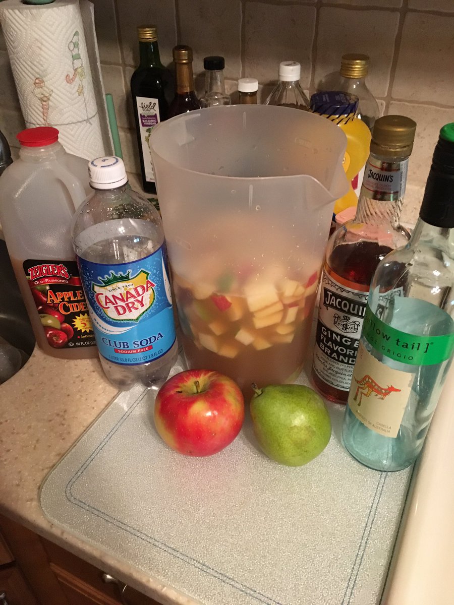 Tim_Lovenguth's tweet photo. #imthankfulfor apple cider sangria on thanksgiving... it's 5 o'clock somewhere! #EUComm331 https://t.co/7aI4NOQOf4