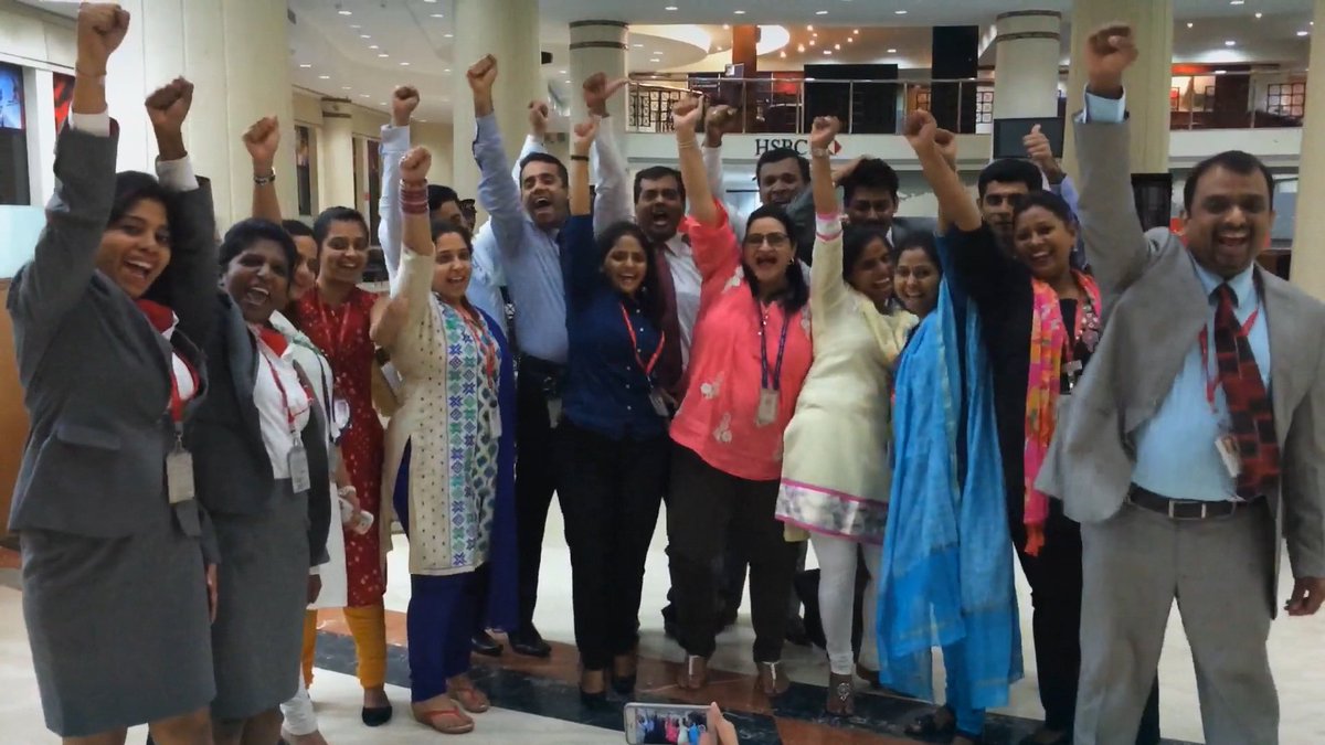 HSBC's tweet photo. What motivates #HSBC employees to be at their best at work? #IBE30 https://t.co/uQLesI7VnM https://t.co/IMQ7rvlDmo
