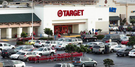 MikeOnTraffic's tweet photo. Our #trafficdata shows Black Friday retail traffic is 2x a normal day’s traffic at #BigBoxRetailers. #TripGeneration https://t.co/tmqzROij8b https://t.co/xV7SNlT8LV