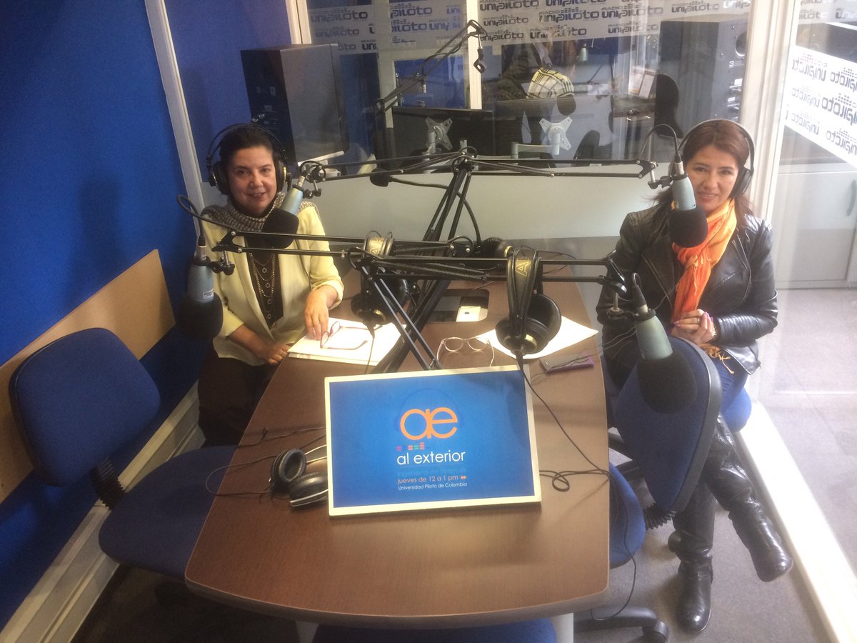 Unipilotoradio's tweet photo. #AlAire #AlExterior  #Radio #FelizJueves #SemanaDeCierre https://t.co/qHhyuc0G90 @UPilotoOficial https://t.co/dNIc4qS6nf