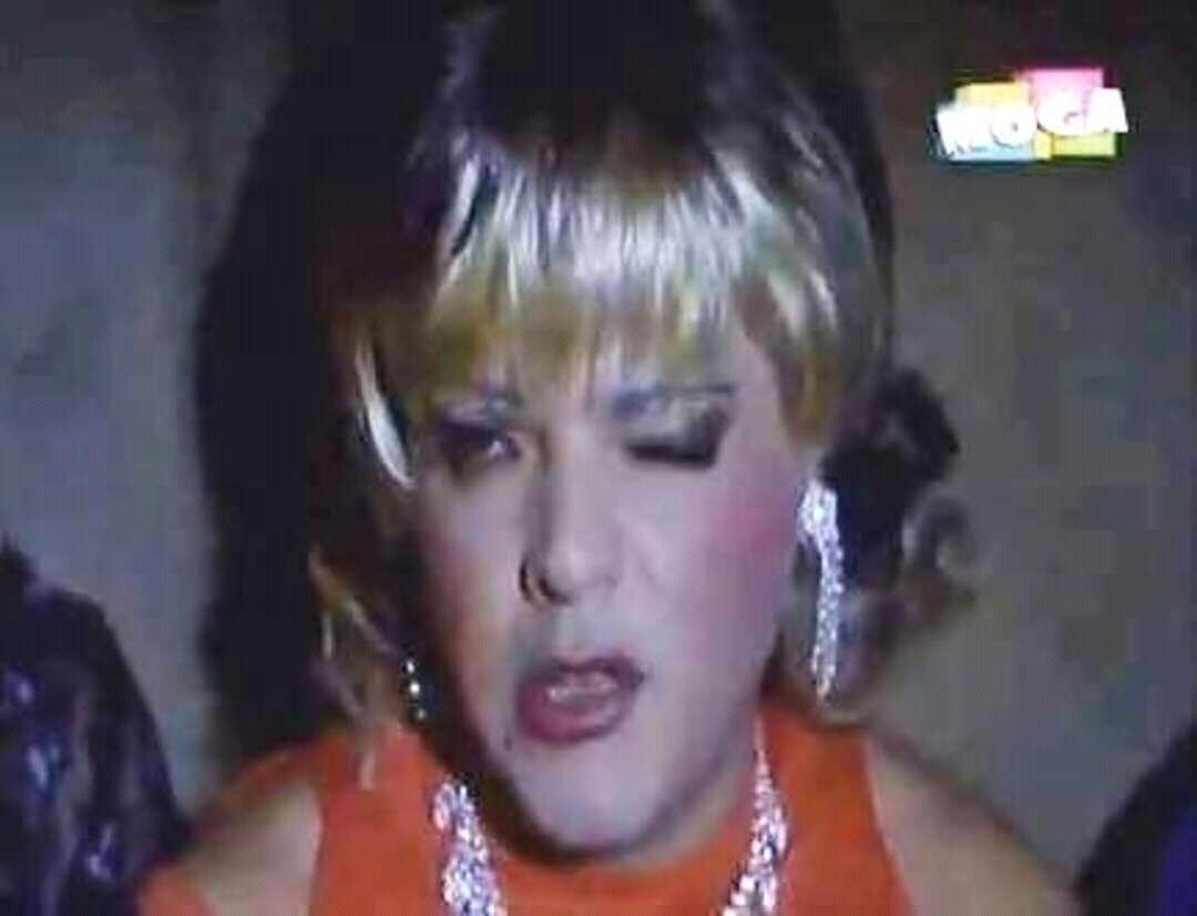 arabfiv5's tweet photo. فضلتي تقوليلي اتقلي اتقلي لحد مطفشت الواد و هعنس جنبك،  هديتشي اتبطيتشي https://t.co/v8Zb4tqwz8