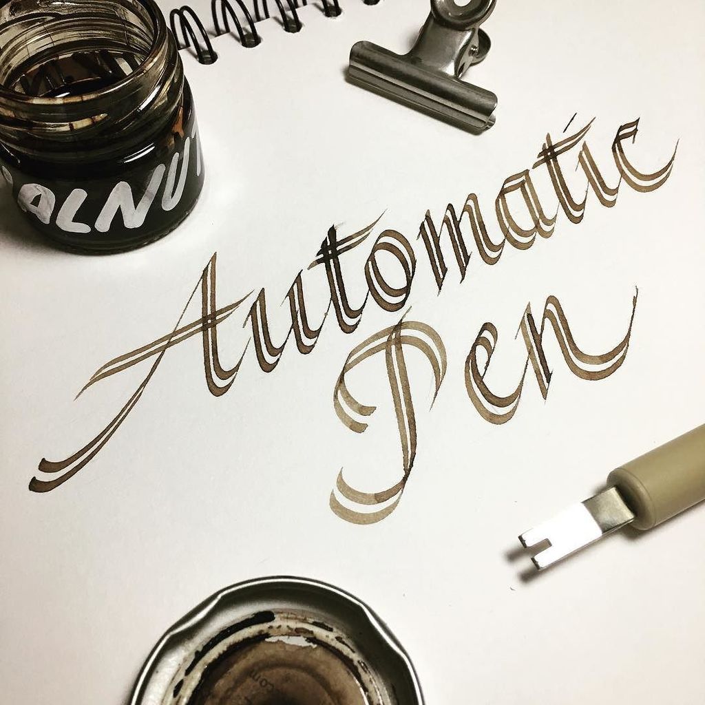 ewejintee's tweet image. Lovin' the new Automatic pen! #automaticpen ift.tt/2gluj4t
