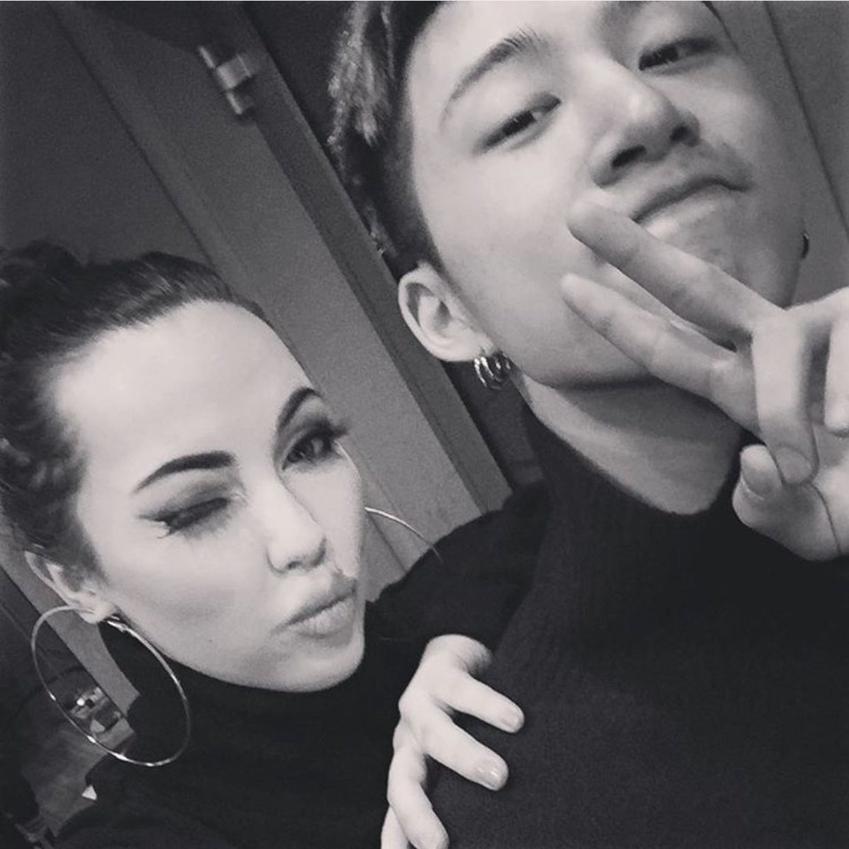 moirai_1022's tweet photo. 헐...!! 한빈이다 ㅠㅠ #한빈 #비아이 #BI #hanbin (cr_인스타그램 @bekuhboom) https://t.co/34itzoBGux