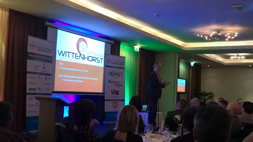 <a href="/ParkhotelHorst/">Parkhotel Horst</a> <a href="/LenssenAdvies/">Lenssen Advies</a> Ondernemersprijs HadM. Gezellig en goed verhaal van <a href="/rksvwittenhorst/">RKsv Wittenhorst</a>.